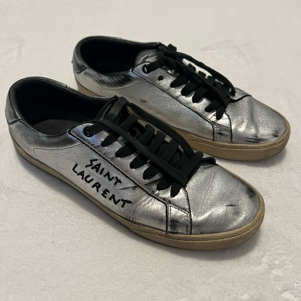 Yves Saint Laurent Metallic Court Classic